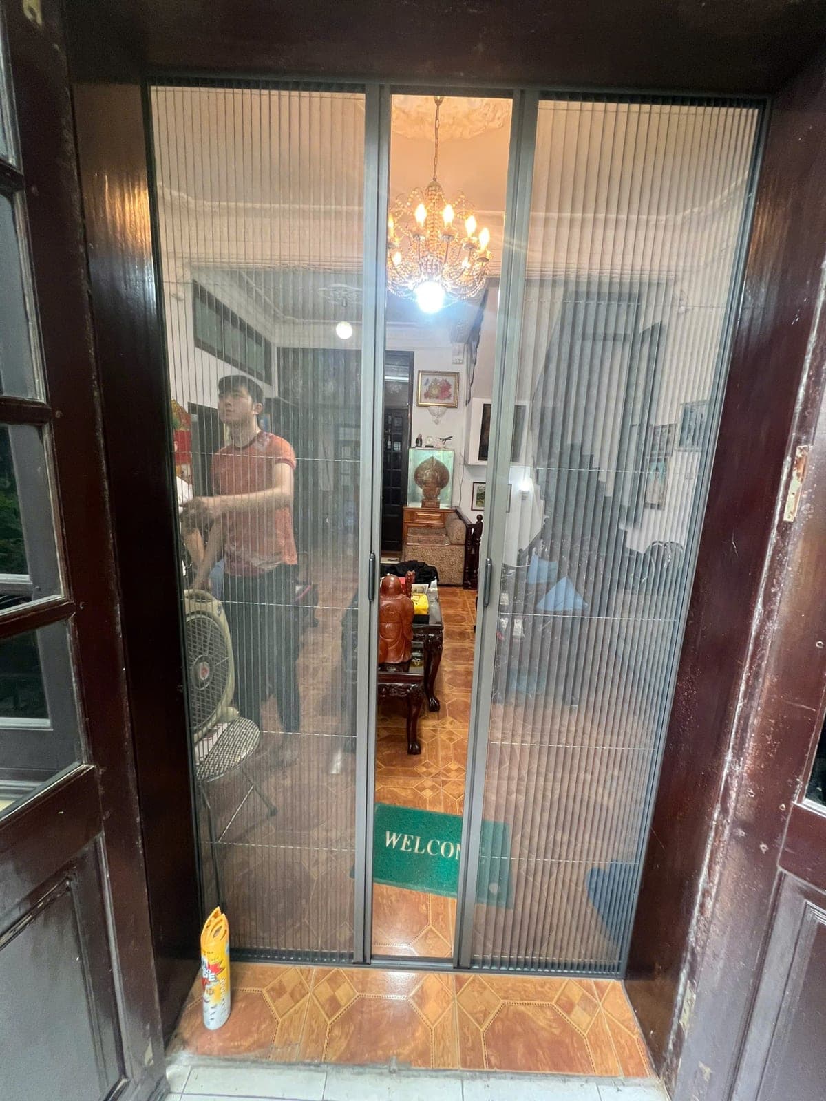 Cửa lưới chống muỗi ban công